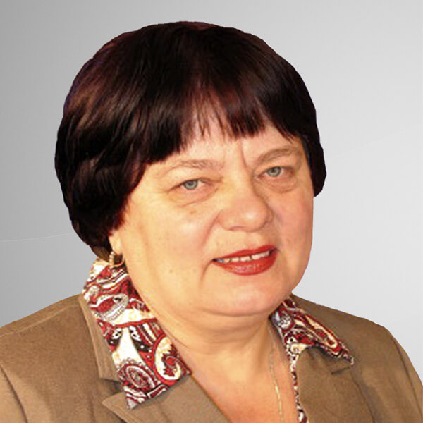 редактор-консультант Надежда Лунёва